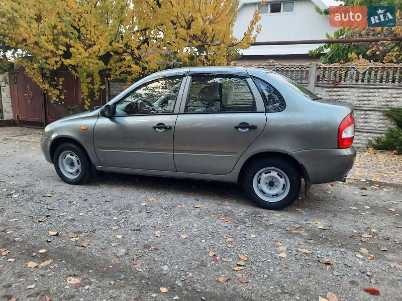 Седан ВАЗ / Lada 1118 Калина 2006 в Запорожье фото 5 Седан ВАЗ / Lada 1118 Калина 2006 в Запорожье