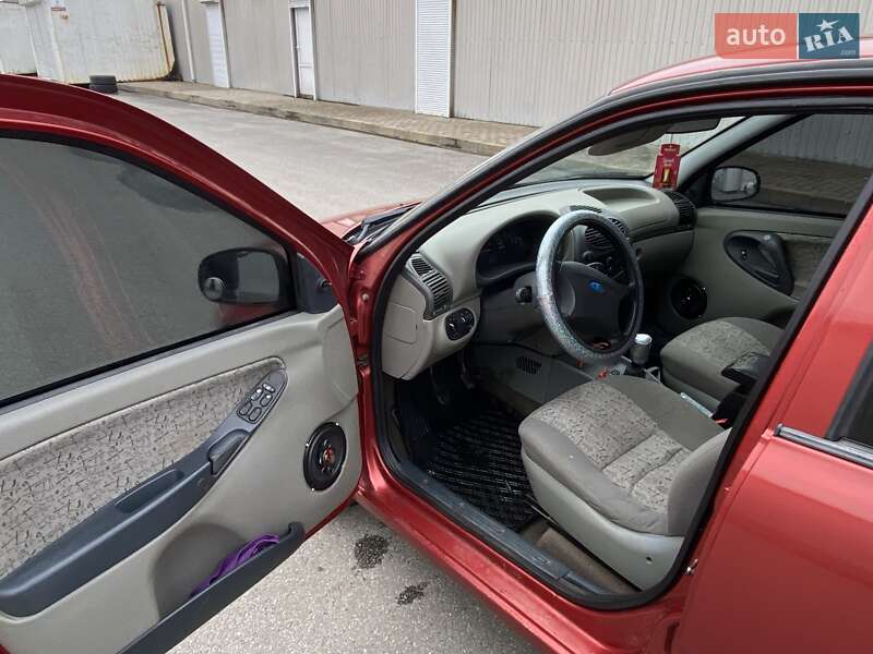 Седан ВАЗ / Lada 1118 Калина 2006 в Луцке фото 11 Седан ВАЗ / Lada 1118 Калина 2006 в Луцке