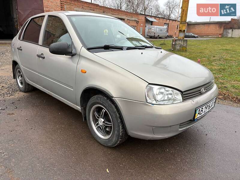 Седан ВАЗ / Lada 1118 Калина 2006 в Виннице