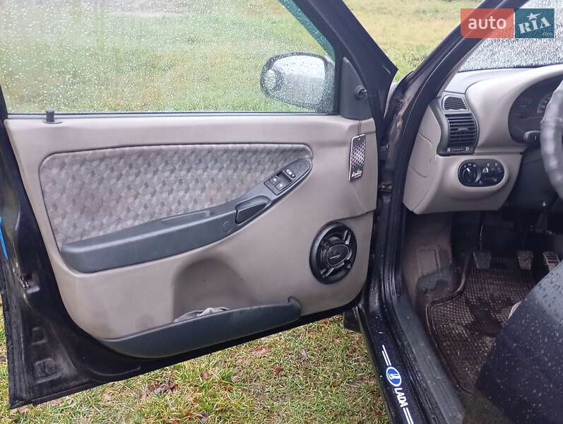 Седан ВАЗ / Lada 1118 Калина 2008 в Каневі