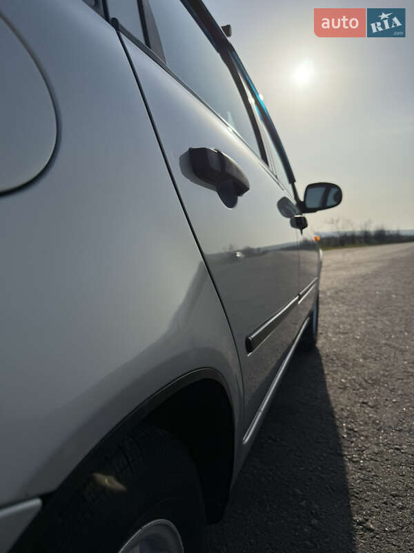 Седан ВАЗ / Lada 1118 Калина 2006 в Березовке