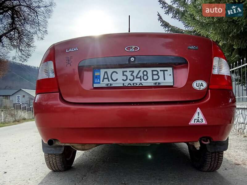 Седан ВАЗ / Lada 1118 Калина 2006 в Залещиках