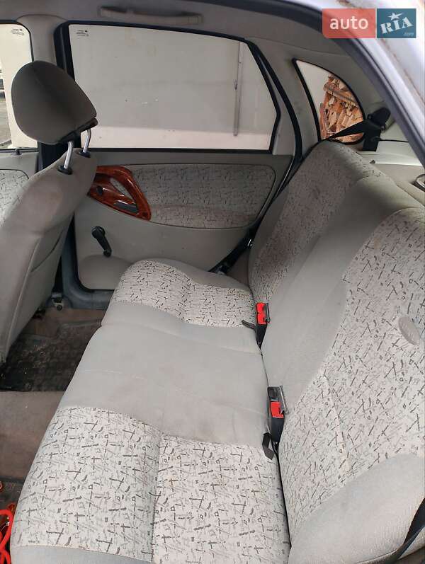 Седан ВАЗ / Lada 1118 Калина 2007 в Киеве фото 9 Седан ВАЗ / Lada 1118 Калина 2007 в Киеве