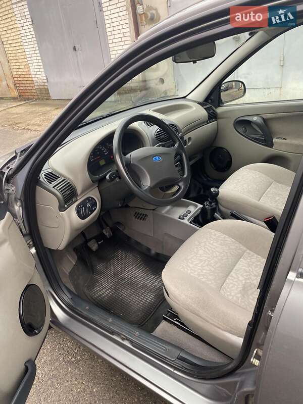 Седан ВАЗ / Lada 1118 Калина 2008 в Софиевской Борщаговке