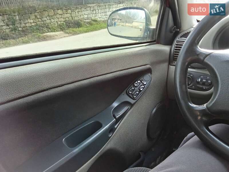 Седан ВАЗ / Lada 1118 Калина 2006 в Залещиках