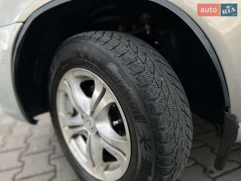 Седан ВАЗ / Lada 1118 Калина 2006 в Чернівцях