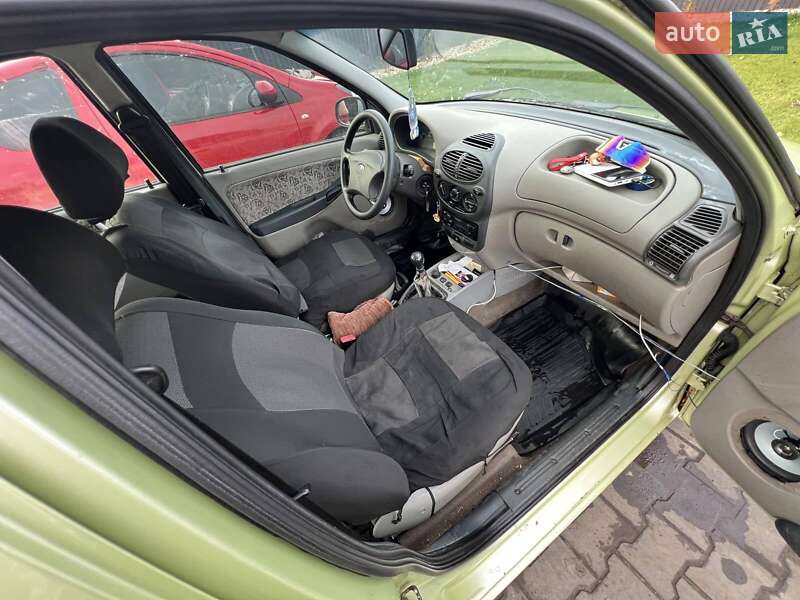 Седан ВАЗ / Lada 1118 Калина 2006 в Васильковке