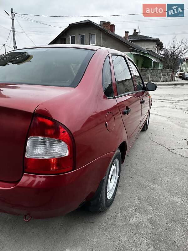 Седан ВАЗ / Lada 1118 Калина 2006 в Чорткові