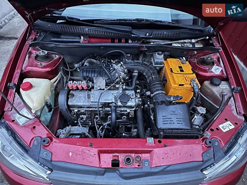 Седан ВАЗ / Lada 1118 Калина 2006 в Чорткові