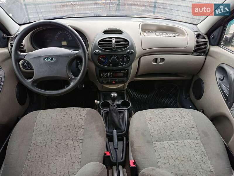 Седан ВАЗ / Lada 1118 Калина 2007 в Кривом Роге