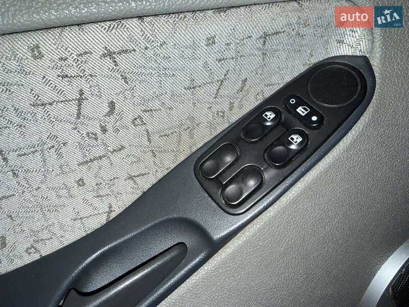 Седан ВАЗ / Lada 1118 Калина 2006 в Киеве фото 14 Седан ВАЗ / Lada 1118 Калина 2006 в Киеве