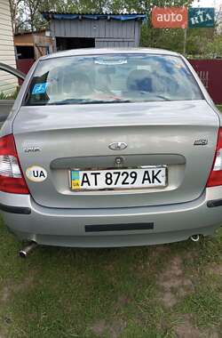 Седан ВАЗ 1118 Калина 2007 в Делятине