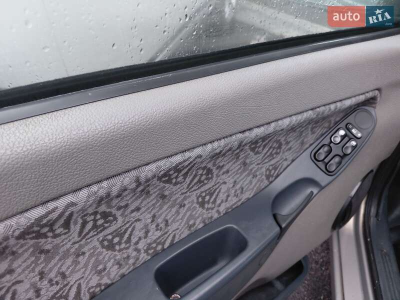 Седан ВАЗ / Lada 1118 Калина 2006 в Виннице фото 29 Седан ВАЗ / Lada 1118 Калина 2006 в Виннице