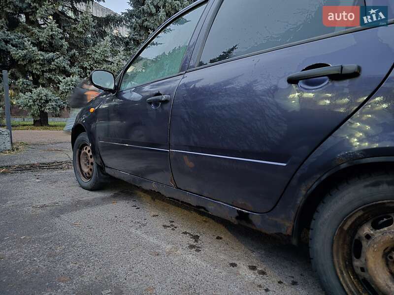 Седан ВАЗ / Lada 1118 Калина 2007 в Чернигове фото 6 Седан ВАЗ / Lada 1118 Калина 2007 в Чернигове