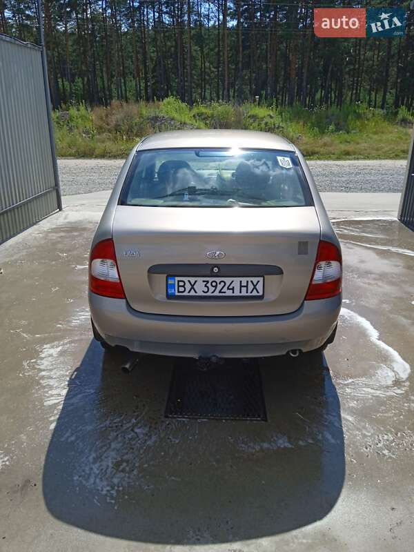 Седан ВАЗ / Lada 1118 Калина 2006 в Славуті