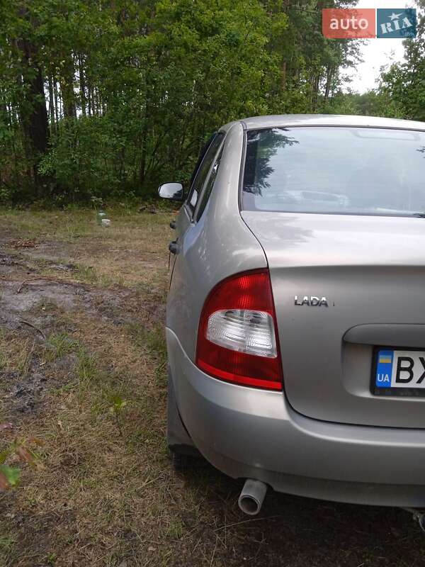 Седан ВАЗ / Lada 1118 Калина 2006 в Славуті