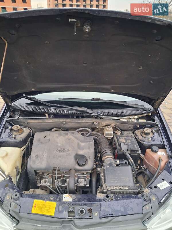 Седан ВАЗ / Lada 1118 Калина 2007 в Гайсине