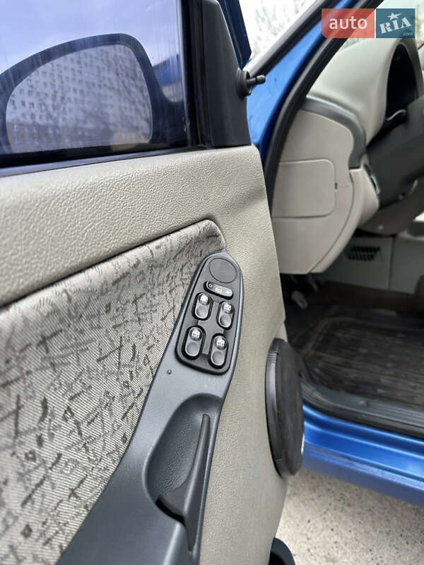 Седан ВАЗ / Lada 1118 Калина 2006 в Одессе