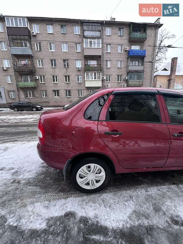 Седан ВАЗ / Lada 1118 Калина 2008 в Дніпрі