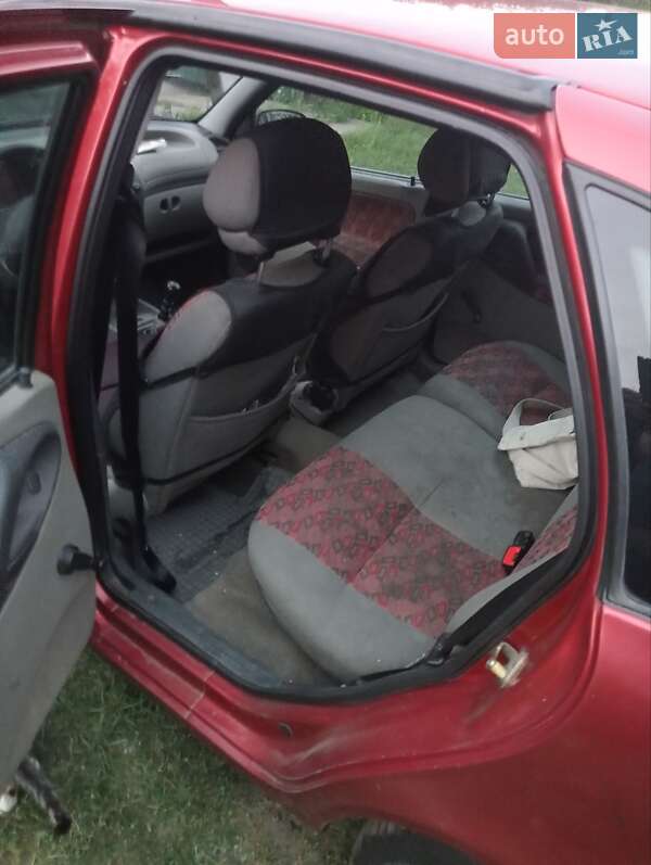 Хетчбек ВАЗ / Lada 1119 Калина 2007 в Синельниковому