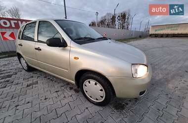 Хэтчбек ВАЗ / Lada 1119 Калина 2007 в Кременце