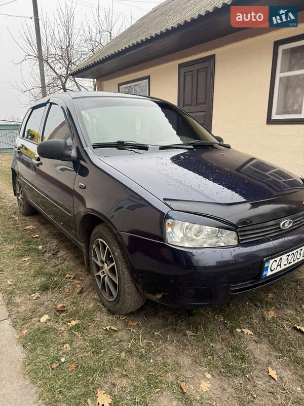 Хэтчбек ВАЗ / Lada 1119 Калина 2008 в Золотоноше