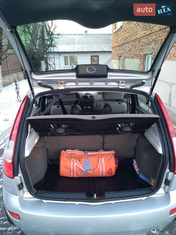 Хэтчбек ВАЗ / Lada 1119 Калина 2008 в Шептицькому