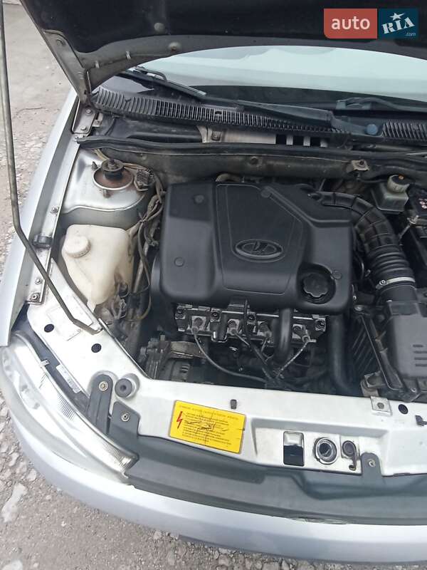 Хэтчбек ВАЗ / Lada 1119 Калина 2008 в Запорожье