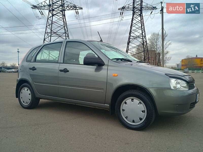 Хэтчбек ВАЗ / Lada 1119 Калина 2011 в Харькове