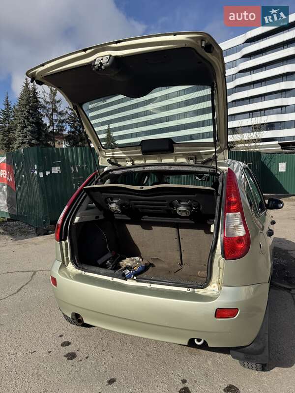 Хетчбек ВАЗ / Lada 1119 Калина 2008 в Житомирі