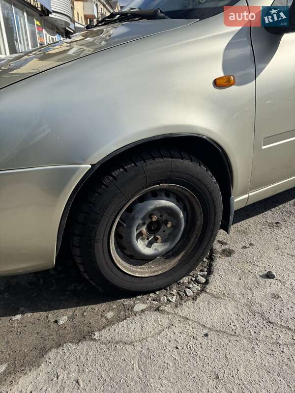 Хетчбек ВАЗ / Lada 1119 Калина 2008 в Житомирі