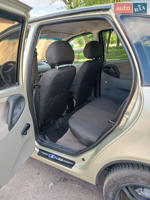 Хэтчбек ВАЗ / Lada 1119 Калина 2009 в Машевке