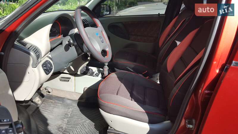 Хэтчбек ВАЗ / Lada 1119 Калина 2008 в Киеве