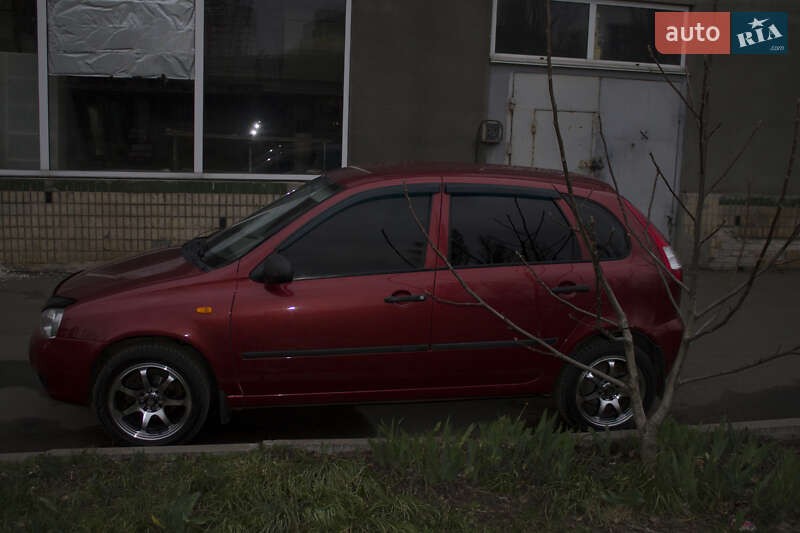 Хэтчбек ВАЗ / Lada 1119 Калина 2008 в Киеве