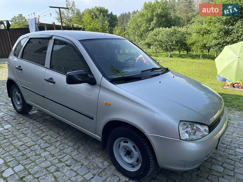 Хэтчбек ВАЗ / Lada 1119 Калина 2012 в Виннице