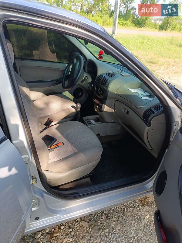 Хетчбек ВАЗ / Lada 1119 Калина 2008 в Чудеї фото 10 Хетчбек ВАЗ / Lada 1119 Калина 2008 в Чудеї