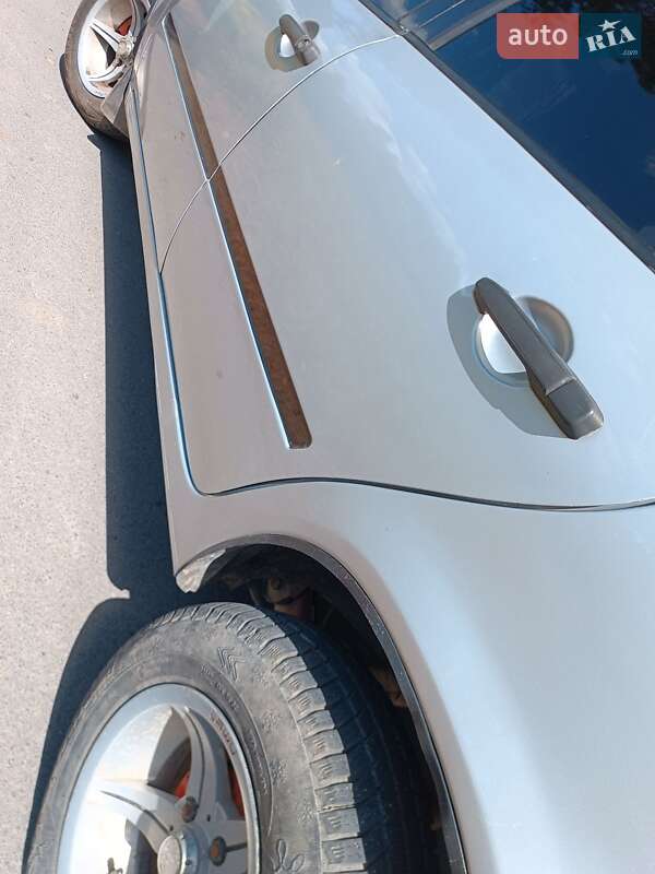 Хэтчбек ВАЗ / Lada 1119 Калина 2007 в Виннице