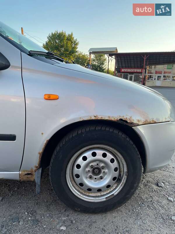 Хэтчбек ВАЗ / Lada 1119 Калина 2007 в Полтаве фото 10 Хэтчбек ВАЗ / Lada 1119 Калина 2007 в Полтаве