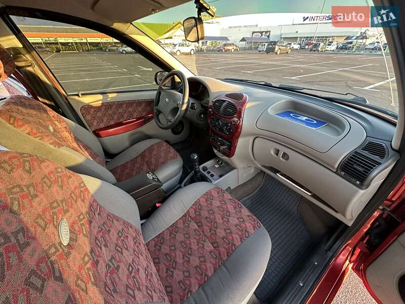 Хэтчбек ВАЗ / Lada 1119 Калина 2007 в Одессе фото 14 Хэтчбек ВАЗ / Lada 1119 Калина 2007 в Одессе