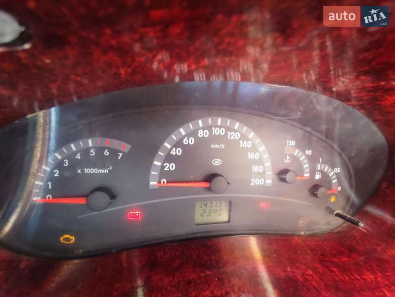 Хэтчбек ВАЗ / Lada 1119 Калина 2007 в Одессе фото 40 Хэтчбек ВАЗ / Lada 1119 Калина 2007 в Одессе