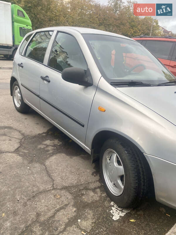 Хэтчбек ВАЗ / Lada 1119 Калина 2008 в Ровно