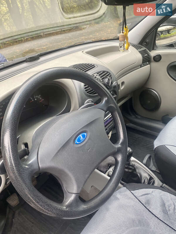 Хэтчбек ВАЗ / Lada 1119 Калина 2008 в Ровно