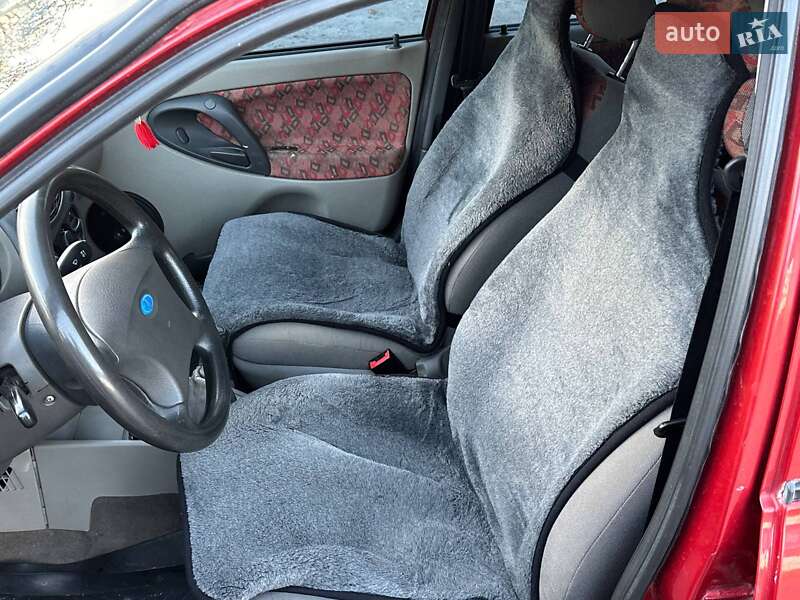 Хетчбек ВАЗ / Lada 1119 Калина 2007 в Волочиську фото 13 Хетчбек ВАЗ / Lada 1119 Калина 2007 в Волочиську