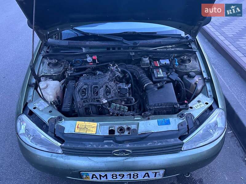 Хэтчбек ВАЗ / Lada 1119 Калина 2008 в Киеве фото 5 Хэтчбек ВАЗ / Lada 1119 Калина 2008 в Киеве