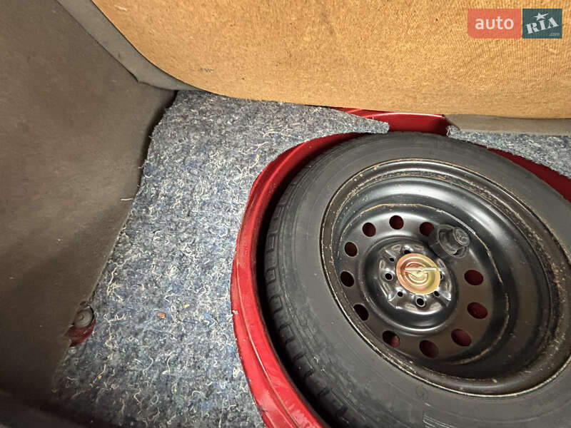 Хэтчбек ВАЗ / Lada 1119 Калина 2007 в Николаеве