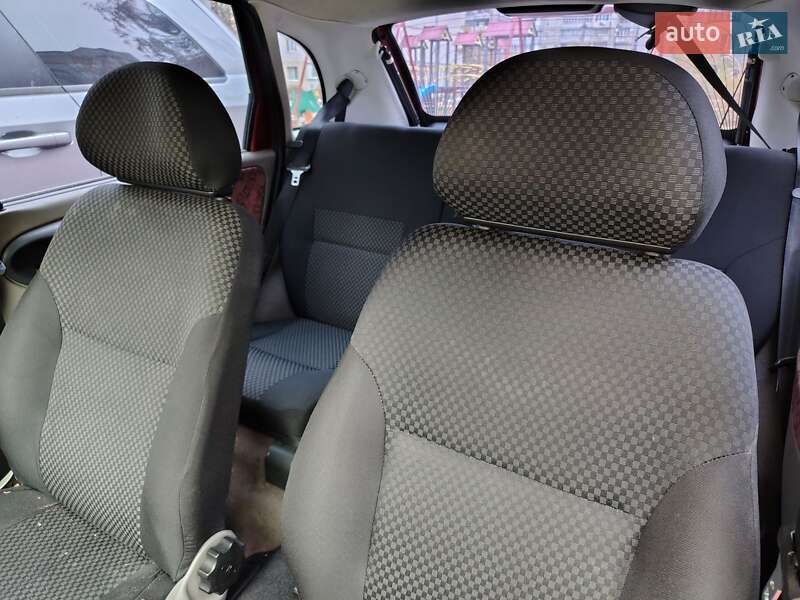 Хэтчбек ВАЗ / Lada 1119 Калина 2009 в Киеве фото 6 Хэтчбек ВАЗ / Lada 1119 Калина 2009 в Киеве