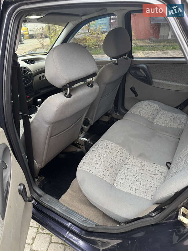 Хэтчбек ВАЗ / Lada 1119 Калина 2007 в Ирпене