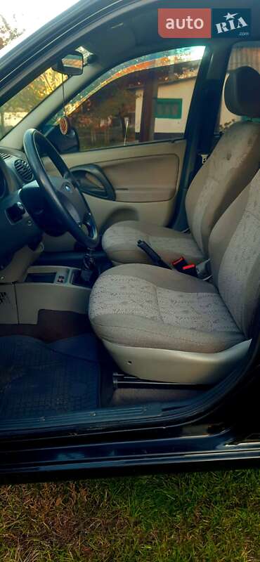 Хетчбек ВАЗ / Lada 1119 Калина 2010 в Олександрії