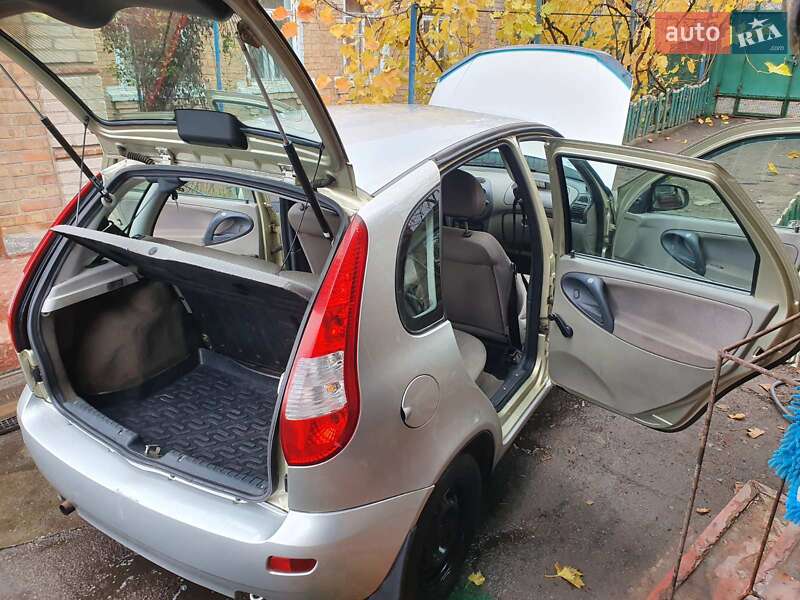 Хетчбек ВАЗ / Lada 1119 Калина 2009 в Запоріжжі фото 9 Хетчбек ВАЗ / Lada 1119 Калина 2009 в Запоріжжі