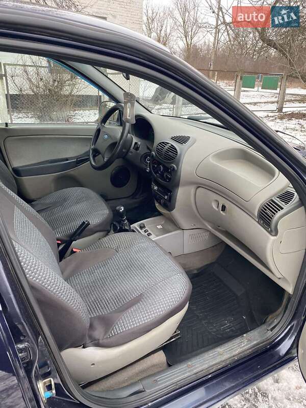 Хэтчбек ВАЗ / Lada 1119 Калина 2008 в Чутове фото 4 Хэтчбек ВАЗ / Lada 1119 Калина 2008 в Чутове